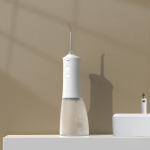 Prijenosni oralni irigator s punjenjem putem USB-a, punjivi konac s vodenim mlazom Vodootporan Ipx7 zubni konac za vodu