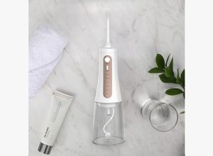 Kako očistiti zube kod kuće